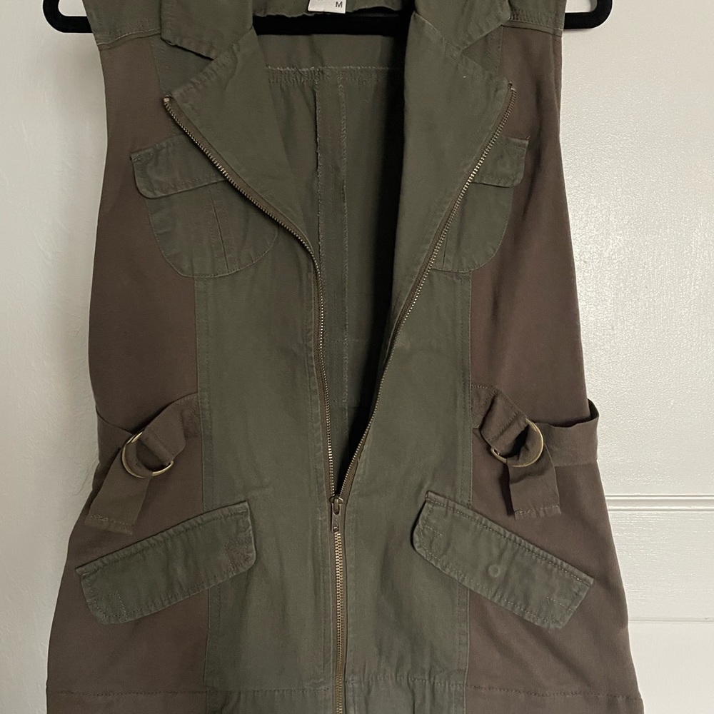American rag vest